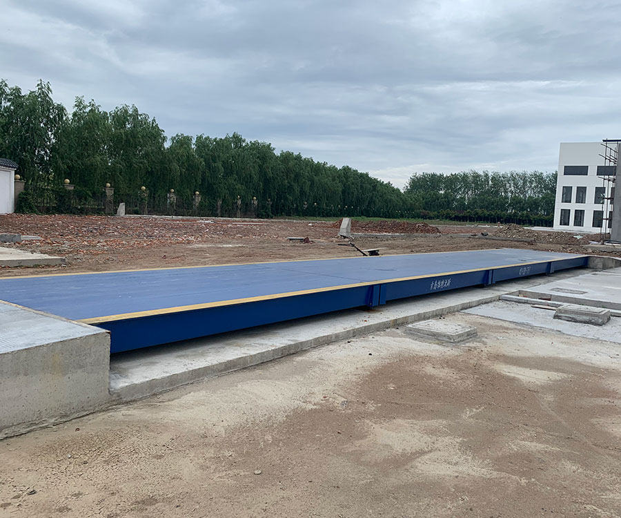 廣東120噸防爆電子地磅 江門加油站地磅安裝現(xiàn)場 廣東120噸防爆電子地磅 江門加油站地磅安裝現(xiàn)場